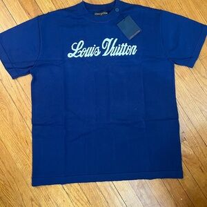 LV T-Shirt size Large